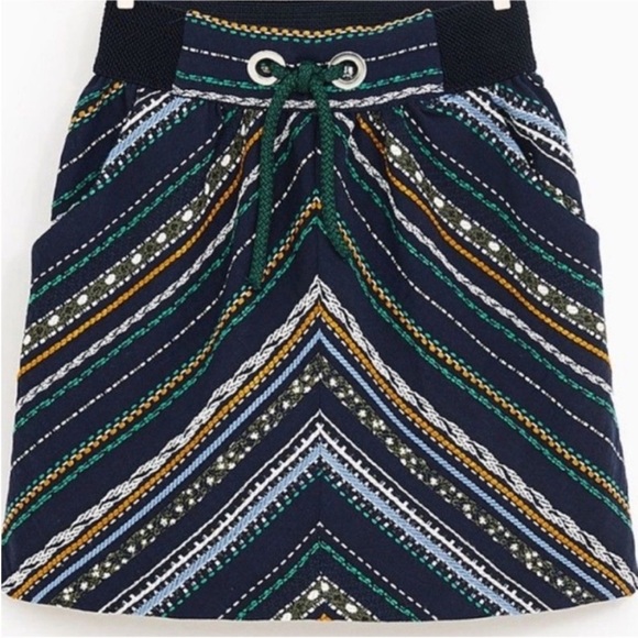 Zara Tie Front Abstract Pattern Skirt NEW - Picture 4 of 8